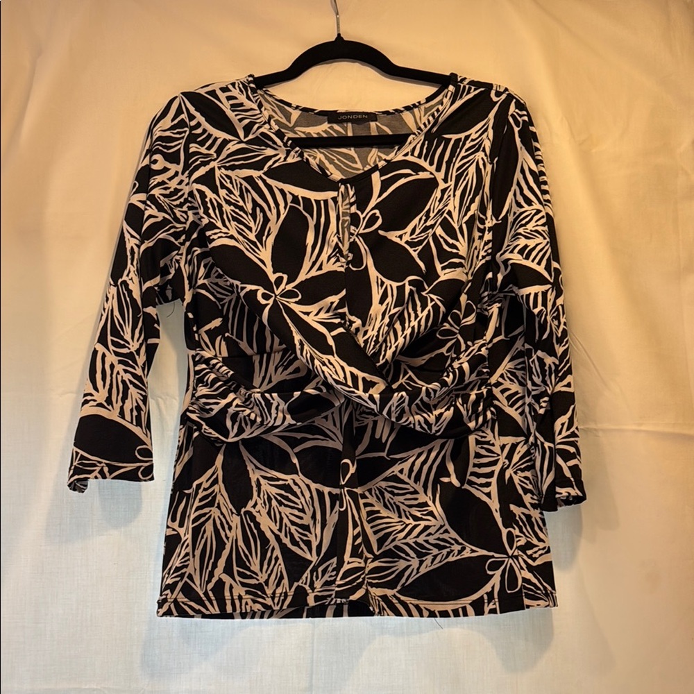 Elegant Black and White Floral Blouse